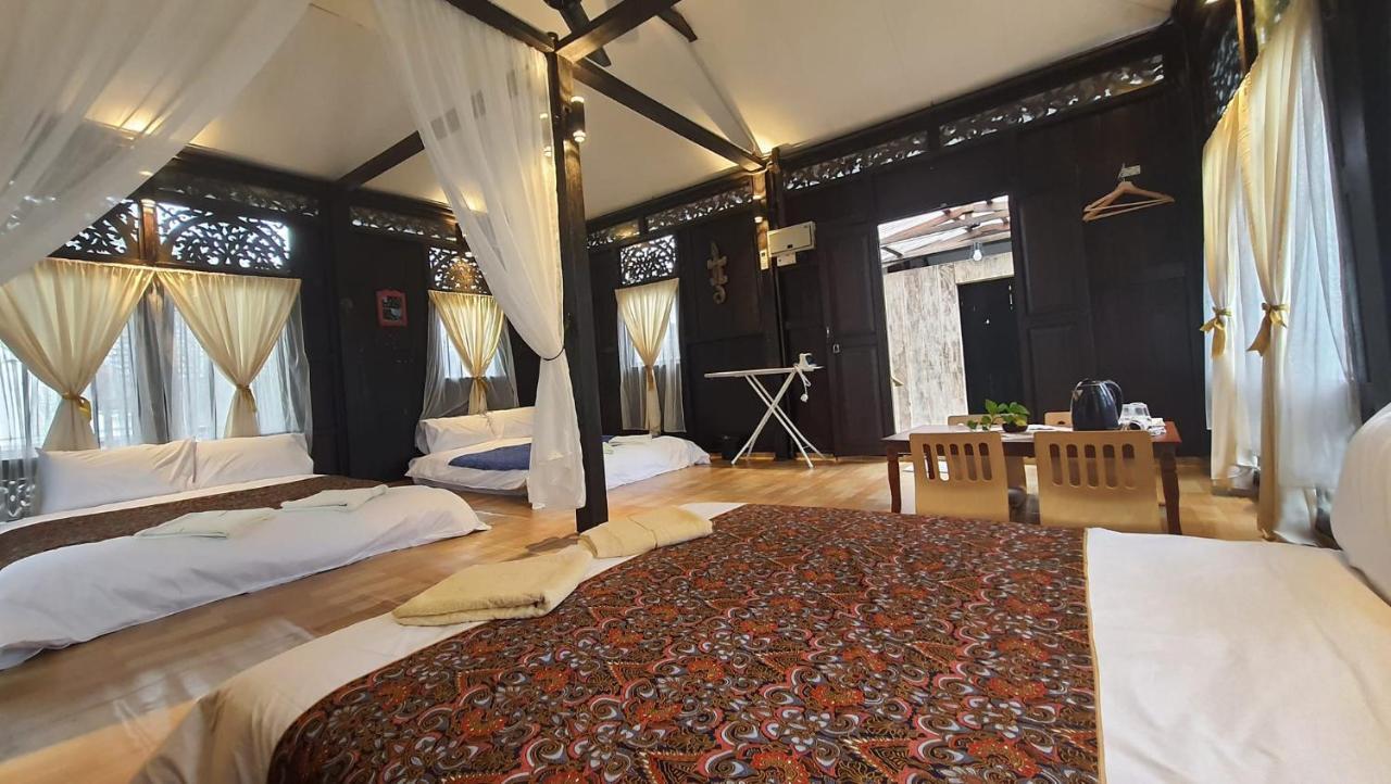 Rumah liburan Heritage 2 Bedrooms Near Icon *