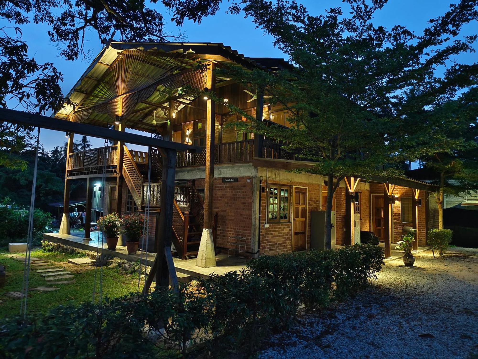 Rumah liburan Heritage 2 Bedrooms Near Icon